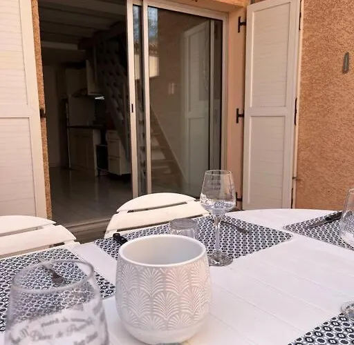 Pavillon Pour 5-6 Pers. * Agde