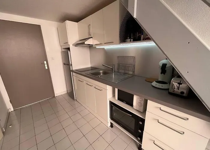 Pavillon Pour 5-6 Pers. * Agde